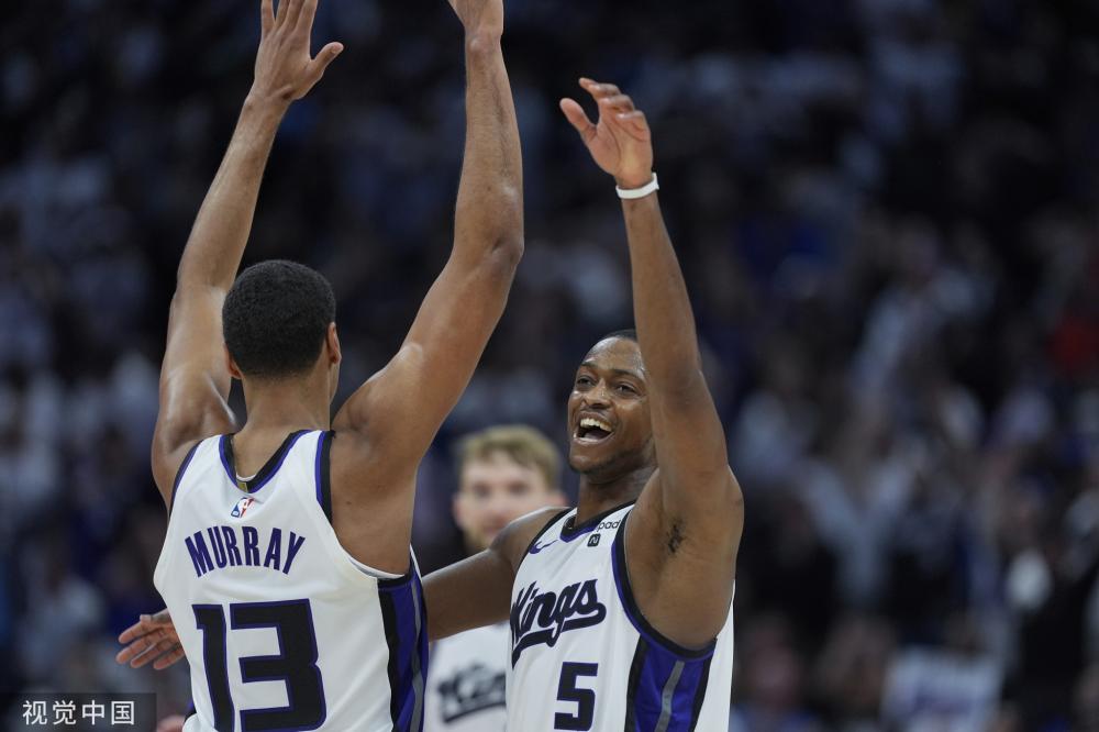 尤其是具备 尤其是具备